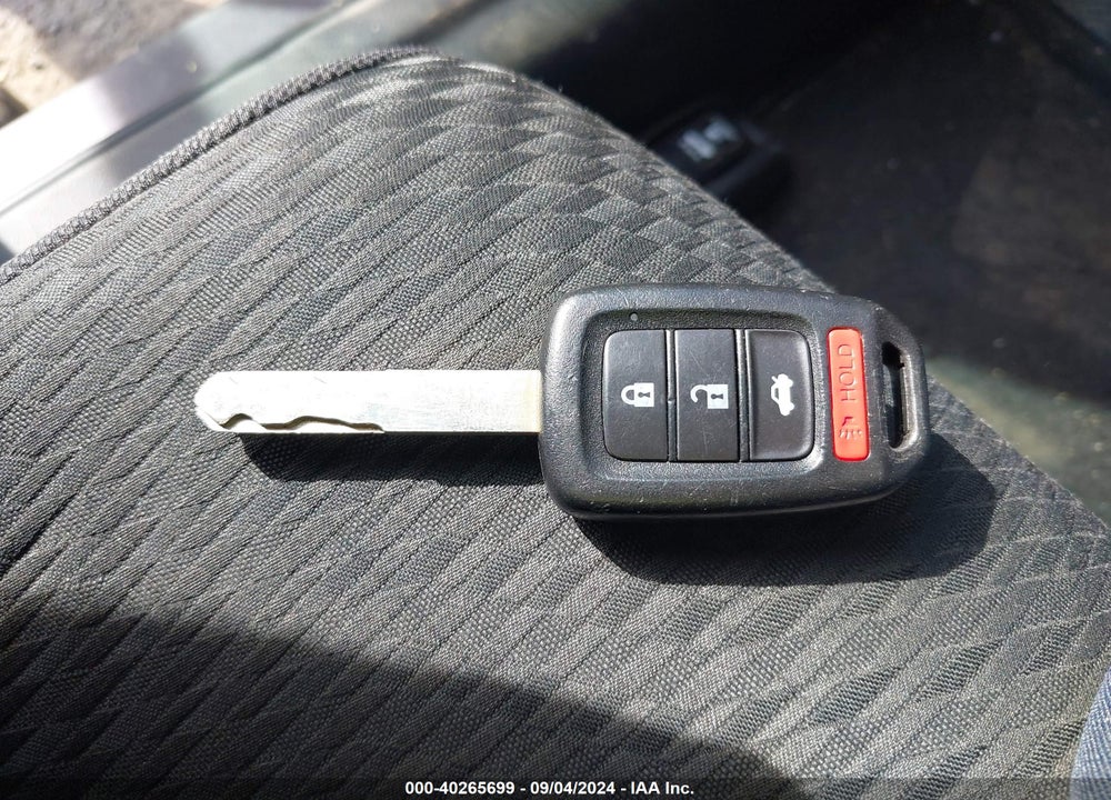 2014 HONDA CIVIC LX VIN: 19XFB2F59EE217015