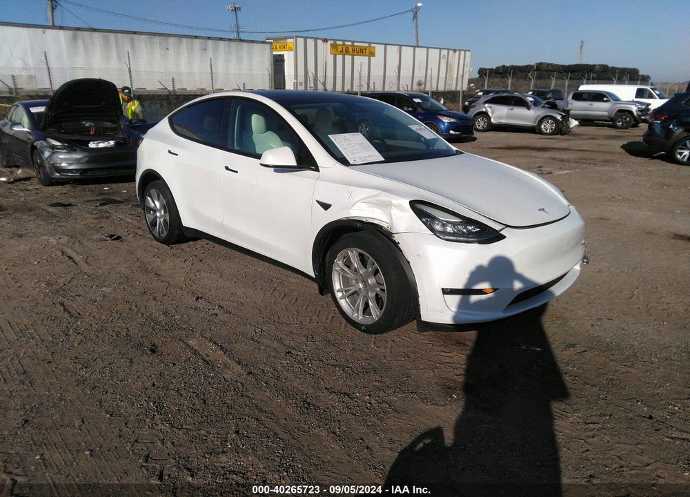 2021 TESLA MODEL Y LONG RANGE DUAL MOTOR ALL-WHEEL DRIVE VIN: 5YJYGDEE9MF303439