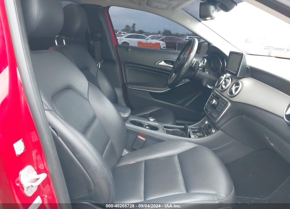 2015 MERCEDES-BENZ GLA-CLASS VIN: WDCTG4GB8FJ064078
