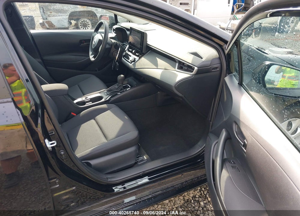 2024 TOYOTA COROLLA LE VIN: 5YFB4MDE5RP178158