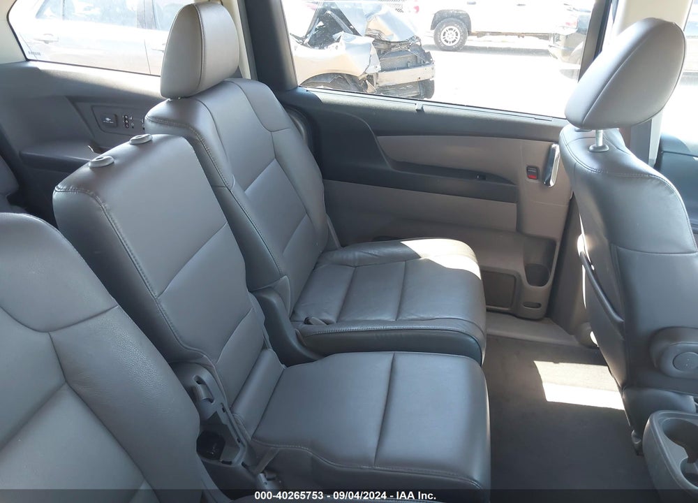 2015 HONDA ODYSSEY VIN: 5FNRL5H69FB055982