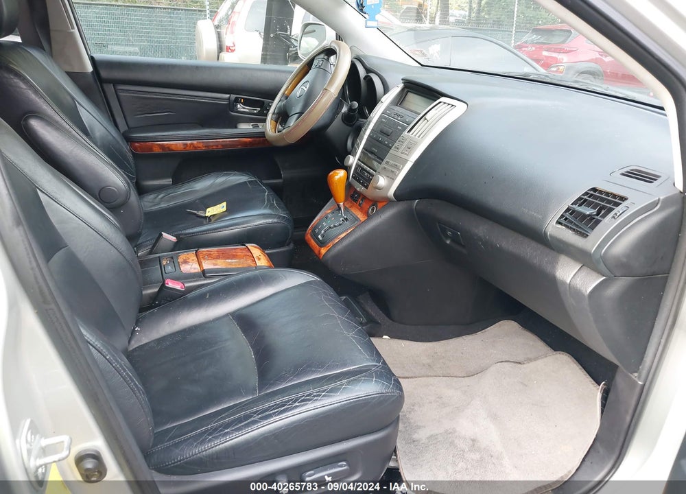 2004 LEXUS RX 330 VIN: 2T2HA31U84C015176
