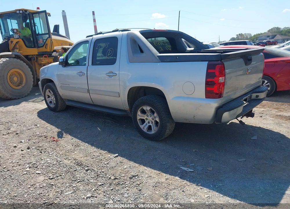 2011 CHEVROLET AVALANCHE 1500 LS VIN: 3GNTKEE35BG274873