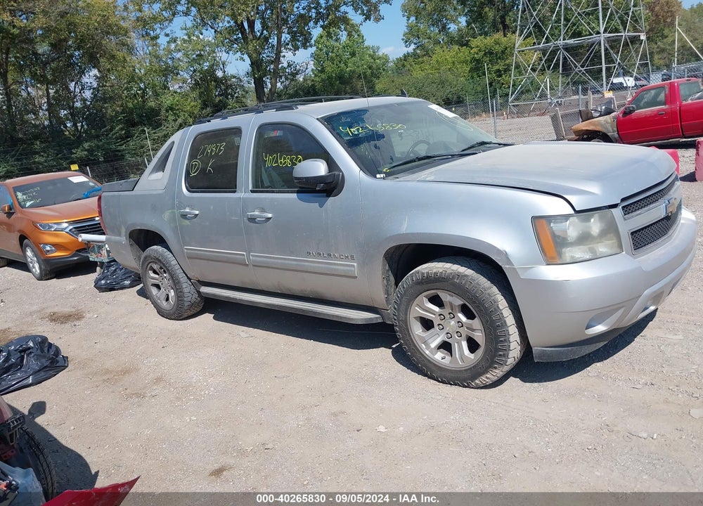 2011 CHEVROLET AVALANCHE 1500 LS VIN: 3GNTKEE35BG274873
