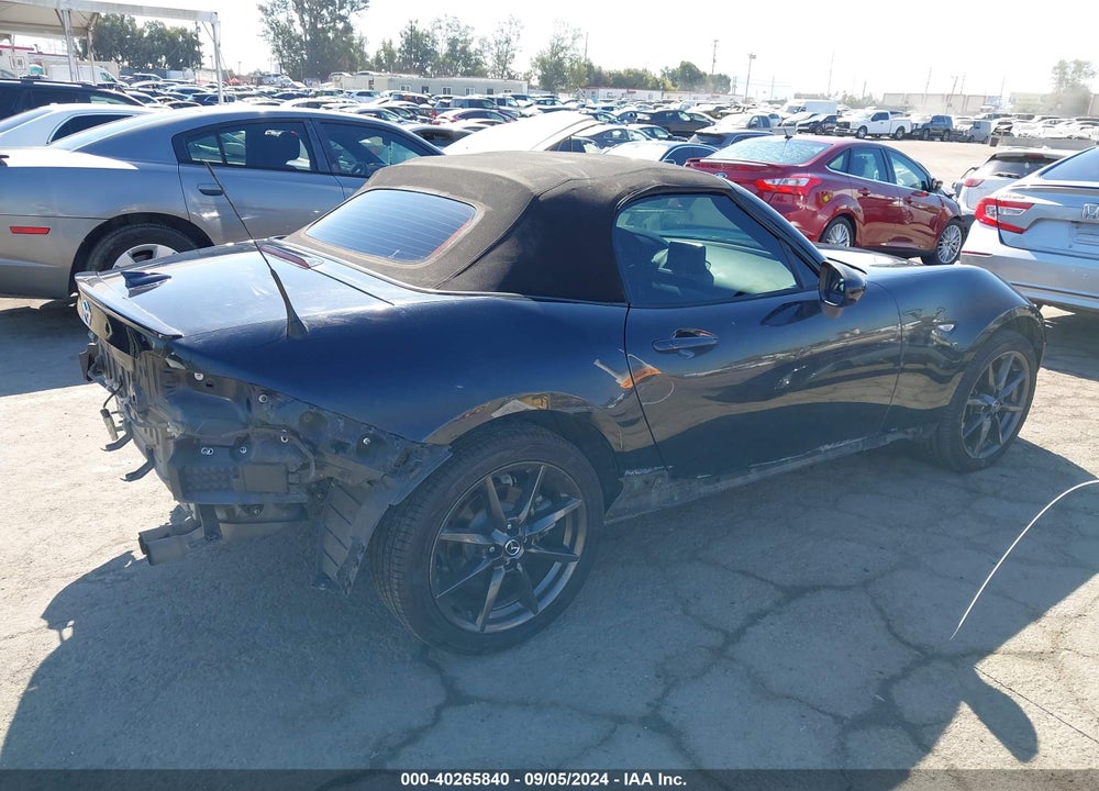2017 MAZDA MX-5 MIATA CLUB VIN: JM1NDAC77H0121855