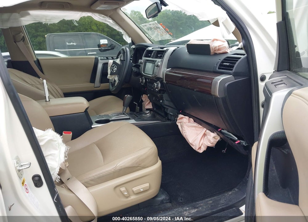 2018 TOYOTA 4RUNNER VIN: JTEBU5JR1J5518657