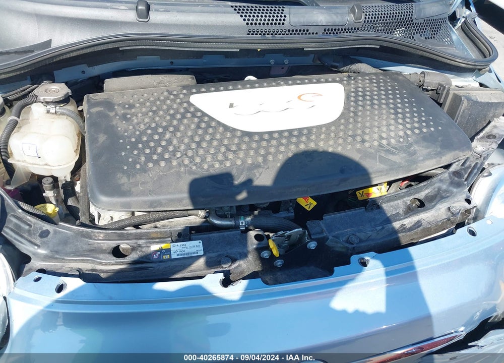2015 FIAT 500E BATTERY ELECTRIC VIN: 3C3CFFGE4FT749724