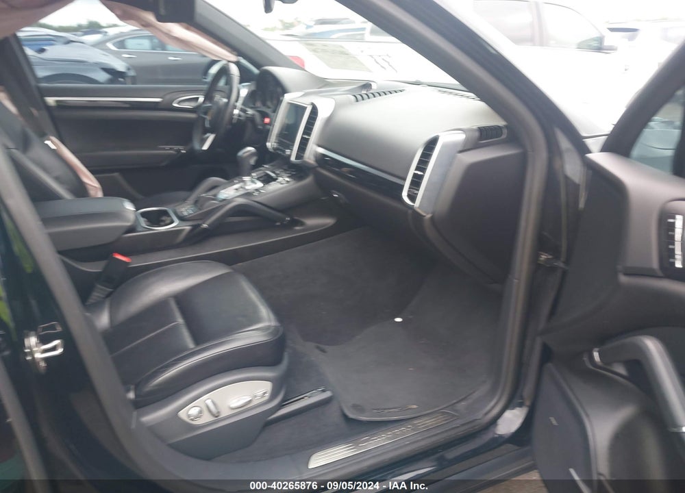 2018 PORSCHE CAYENNE VIN: WP1AA2A25JKA00612