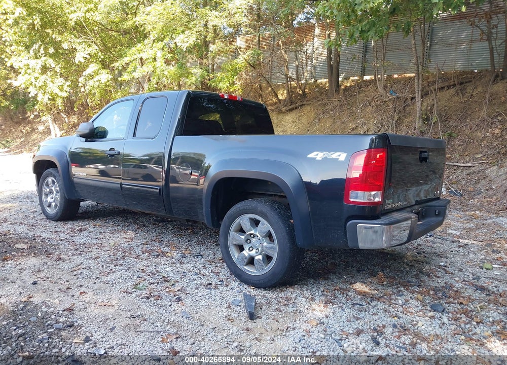 2011 GMC SIERRA 1500 SLE VIN: 1GTR2VE36BZ125665