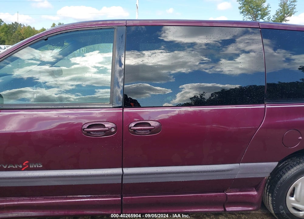 2000 DODGE GRAND CARAVAN SE VIN: 1B4GP44R2YB528937