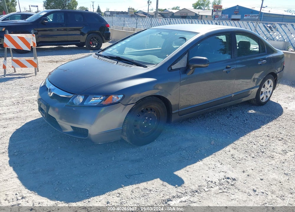 2010 HONDA CIVIC LX VIN: 19XFA1F57AE086688
