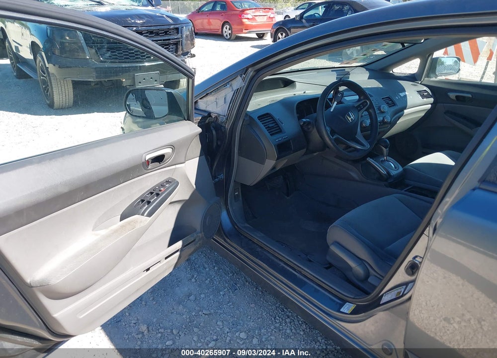 2010 HONDA CIVIC LX VIN: 19XFA1F57AE086688