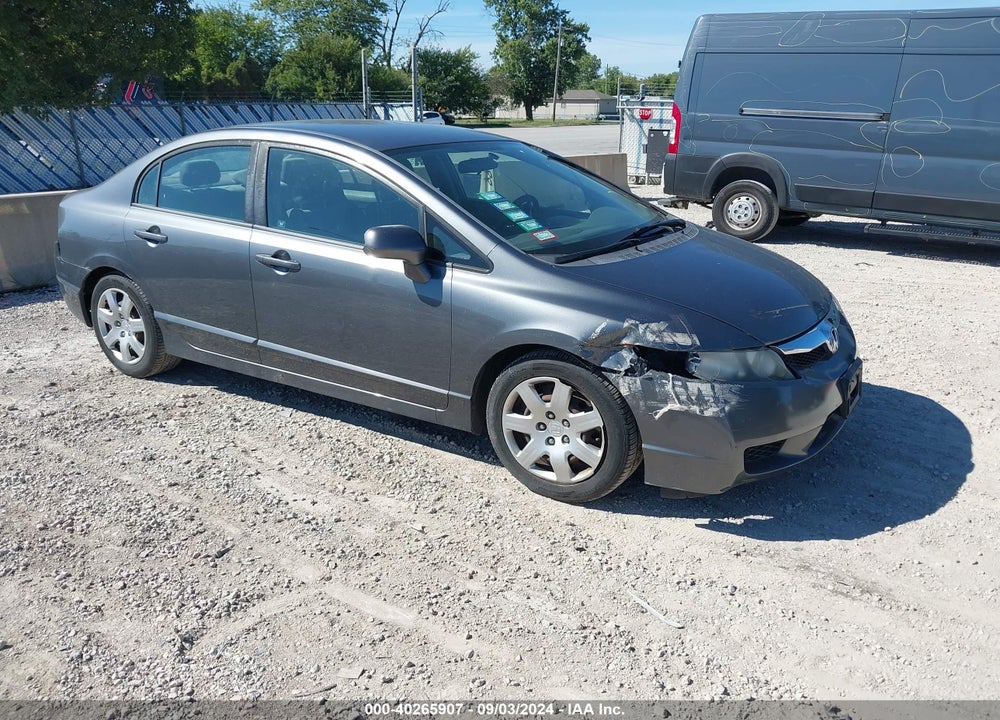 2010 HONDA CIVIC LX VIN: 19XFA1F57AE086688