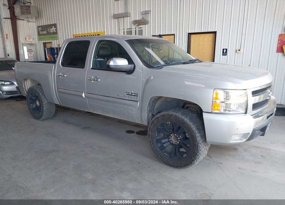 2011 CHEVROLET SILVERADO 1500 LT VIN: 3GCPCSE05BG140506