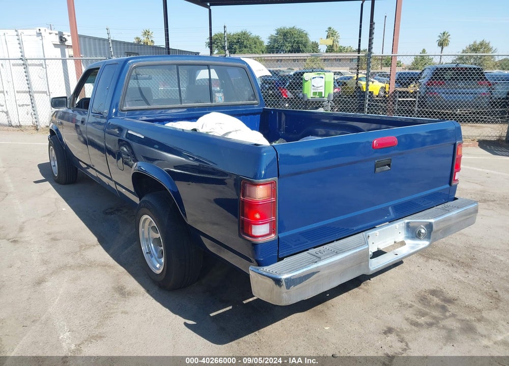1992 DODGE DAKOTA VIN: 1B7FL23X7NS508516