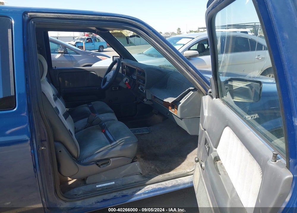 1992 DODGE DAKOTA VIN: 1B7FL23X7NS508516
