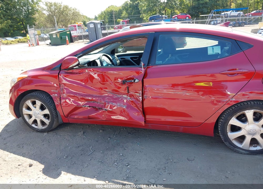 2013 HYUNDAI ELANTRA LIMITED VIN: KMHDH4AE2DU696656