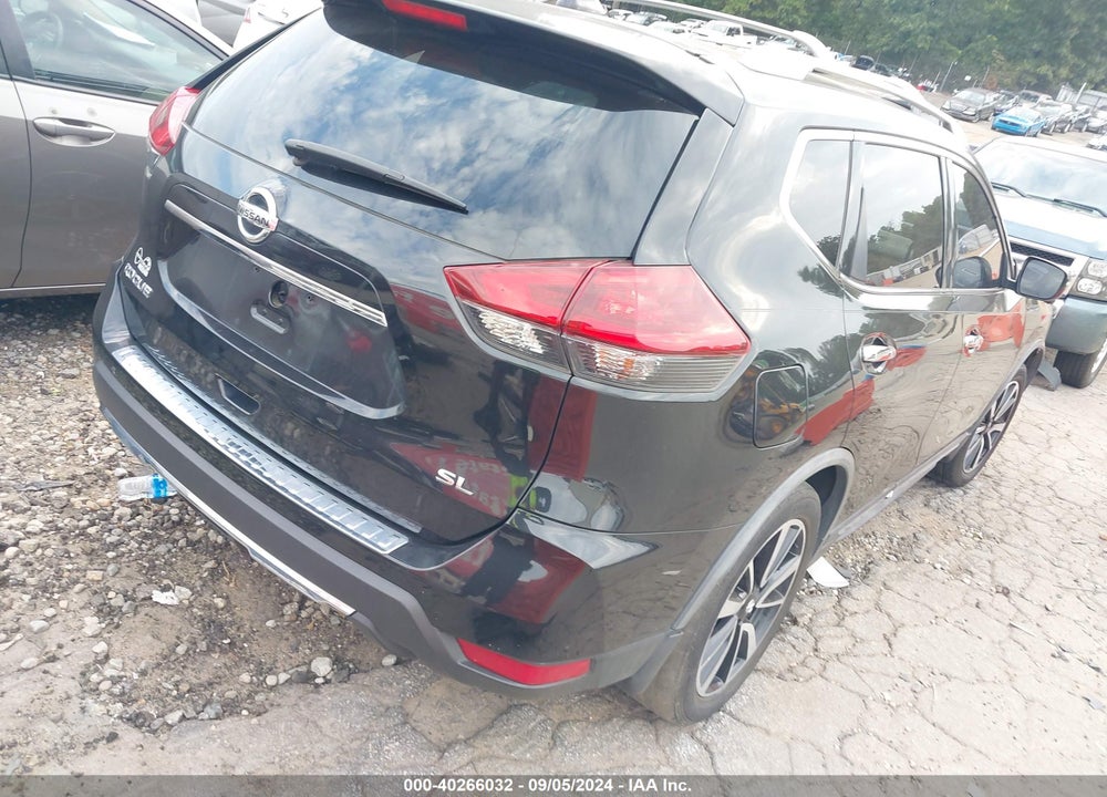 2018 NISSAN ROGUE SL VIN: JN8AT2MT2JW488771