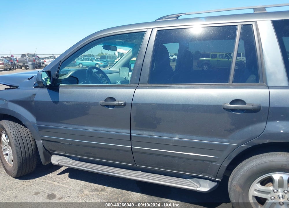2004 HONDA PILOT EX-L VIN: 2HKYF18654H611618