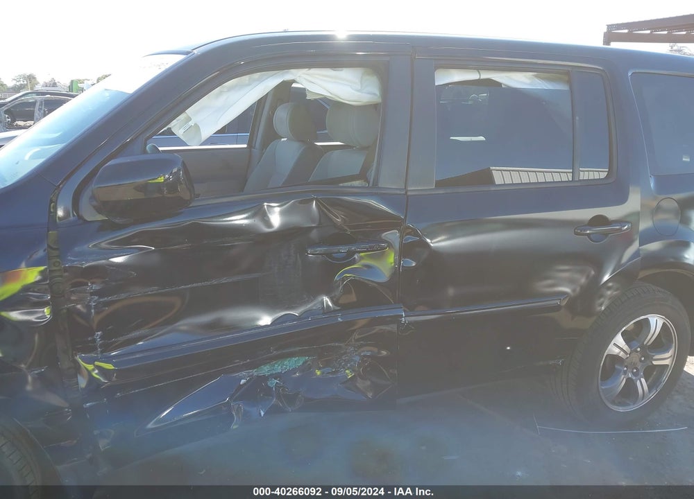 2015 HONDA PILOT SE VIN: 5FNYF4H36FB012915