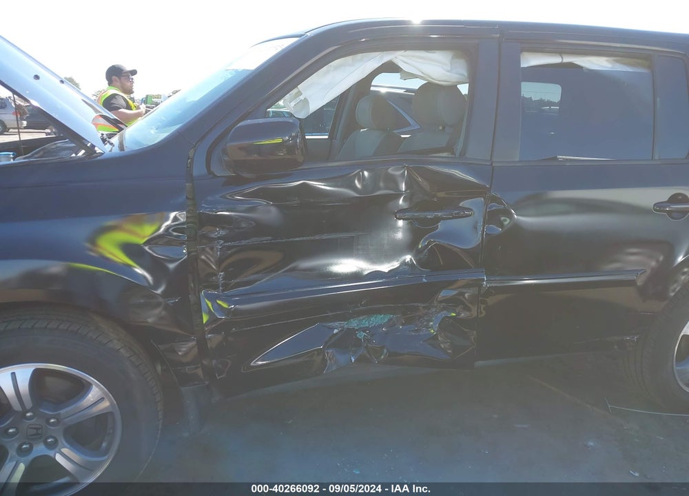 2015 HONDA PILOT SE VIN: 5FNYF4H36FB012915