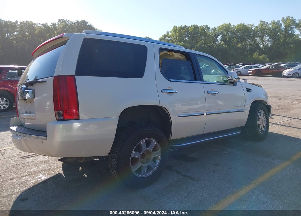 2007 CADILLAC ESCALADE VIN: 1GYFK63867R285232