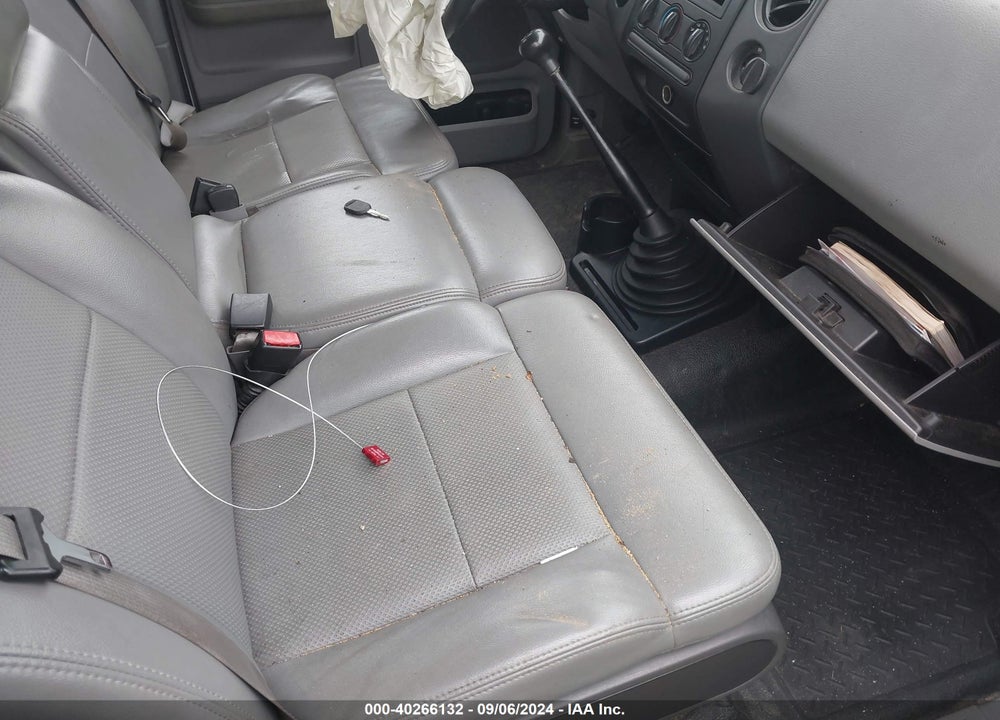 2005 FORD F-150 STX/XL/XLT VIN: 1FTRF12215NB13878
