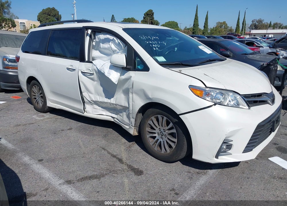 2020 TOYOTA SIENNA XLE VIN: 5TDYZ3DC1LS082949