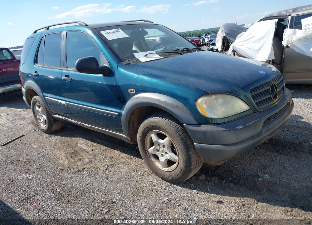 1998 MERCEDES-BENZ ML 320 CLASSIC VIN: 4JGAB54E9WA001566