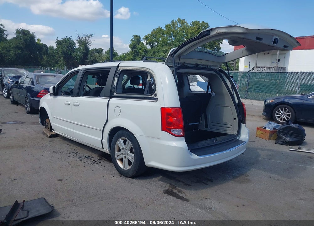 2011 DODGE GRAND CARAVAN CREW VIN: 2D4RN5DG8BR696907