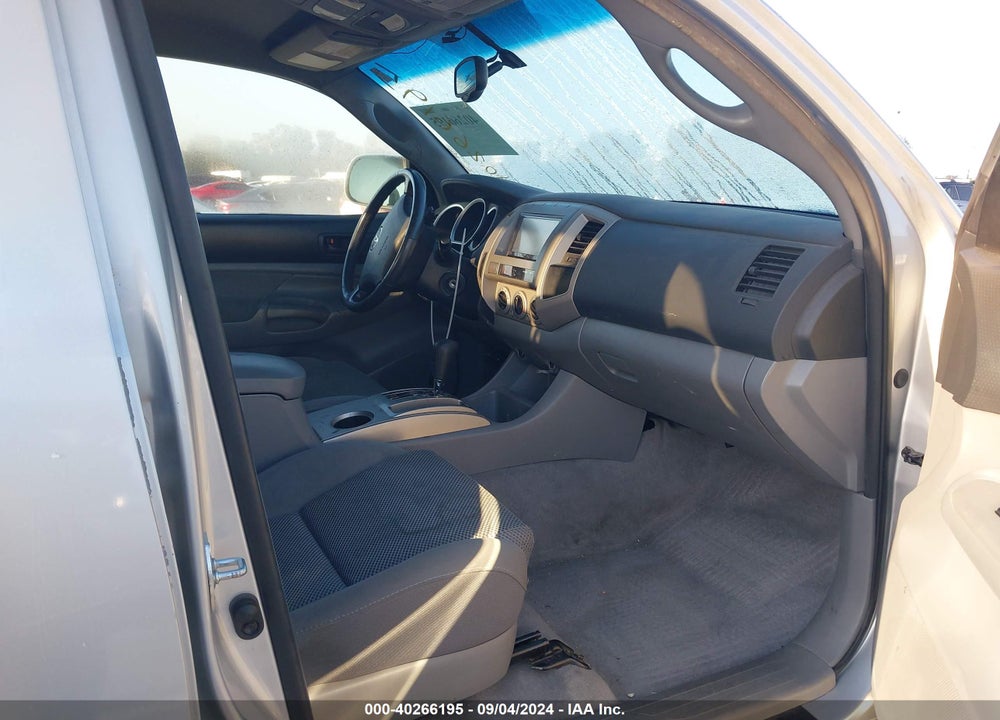 2005 TOYOTA TACOMA PRERUNNER V6 VIN: 5TEKU72N15Z034423