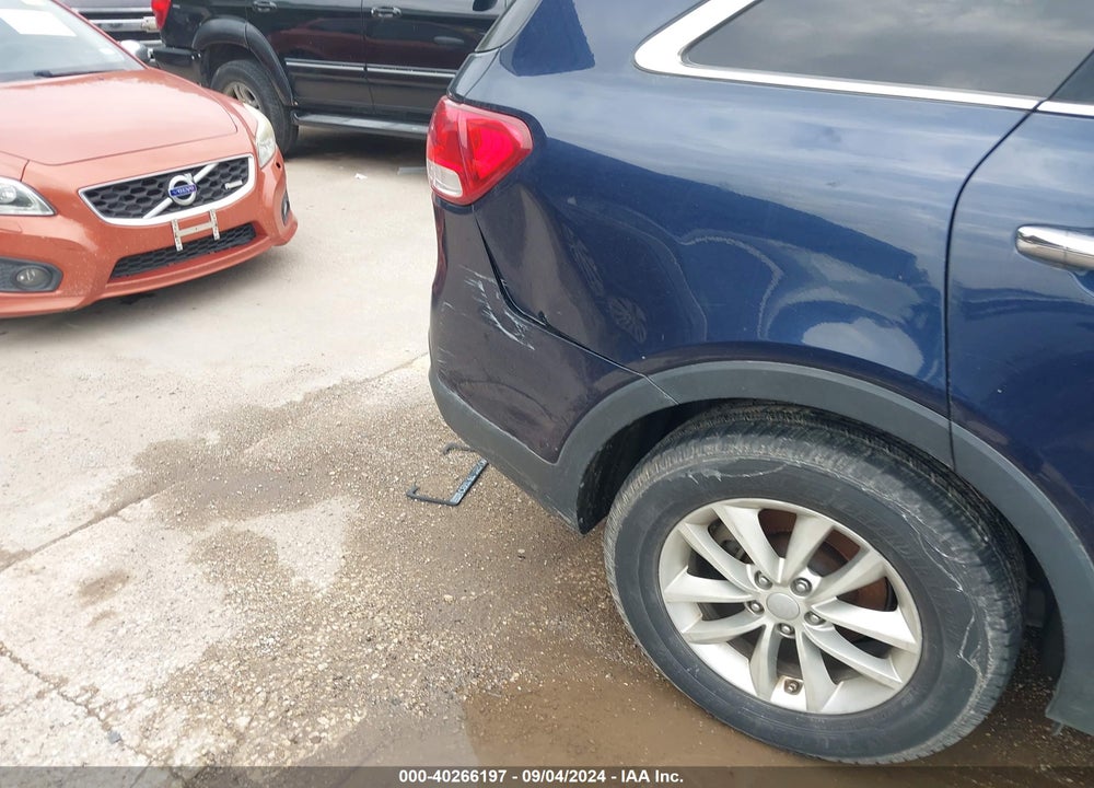 2016 KIA SORENTO 3.3L LX VIN: 5XYPGDA57GG135167