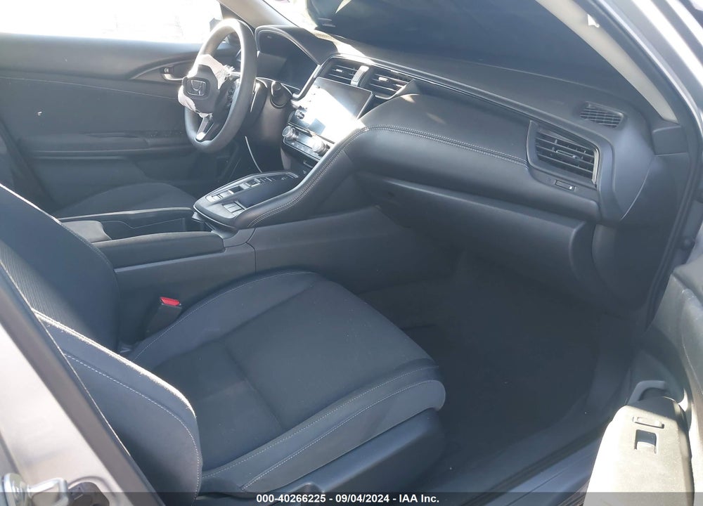 2019 HONDA INSIGHT EX VIN: 19XZE4F58KE023233