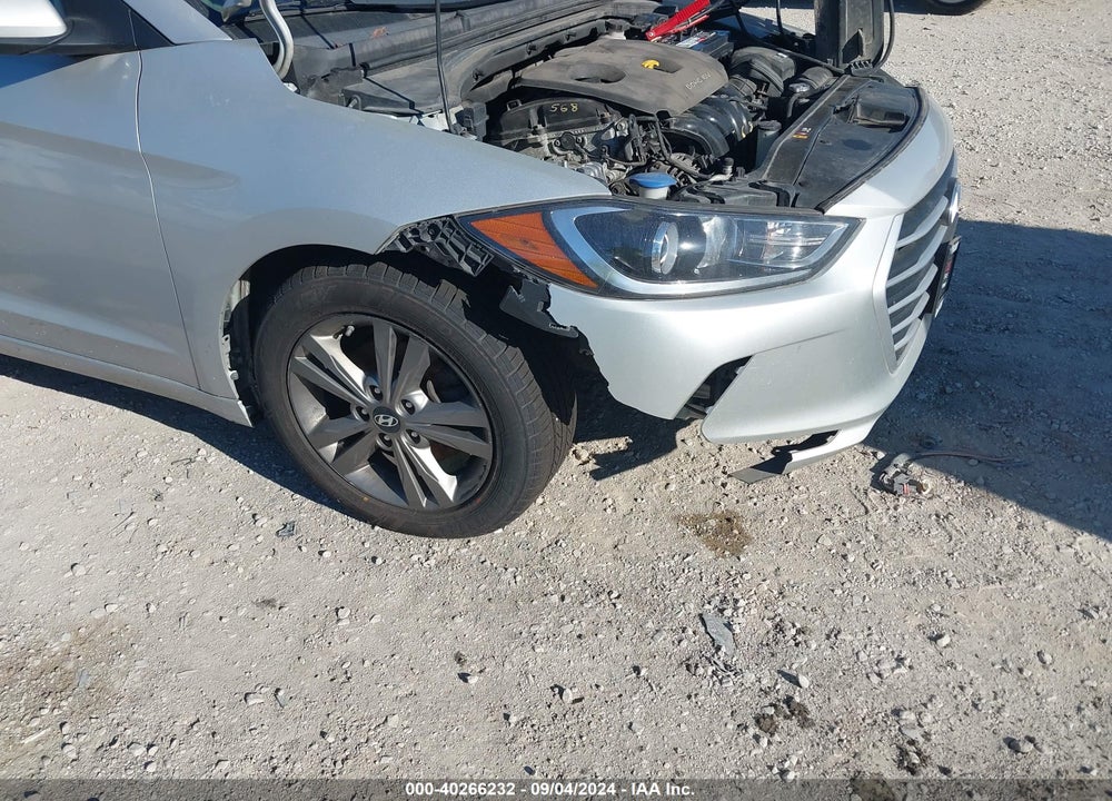 2018 HYUNDAI ELANTRA SEL VIN: 5NPD84LF7JH217342
