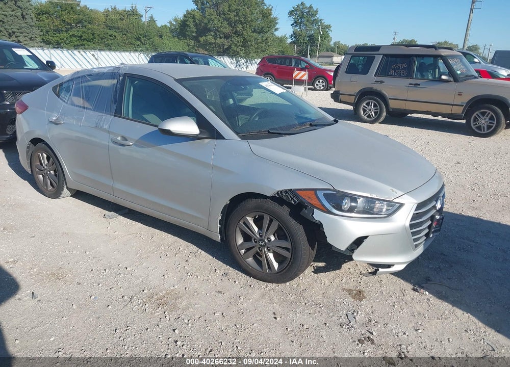 2018 HYUNDAI ELANTRA SEL VIN: 5NPD84LF7JH217342