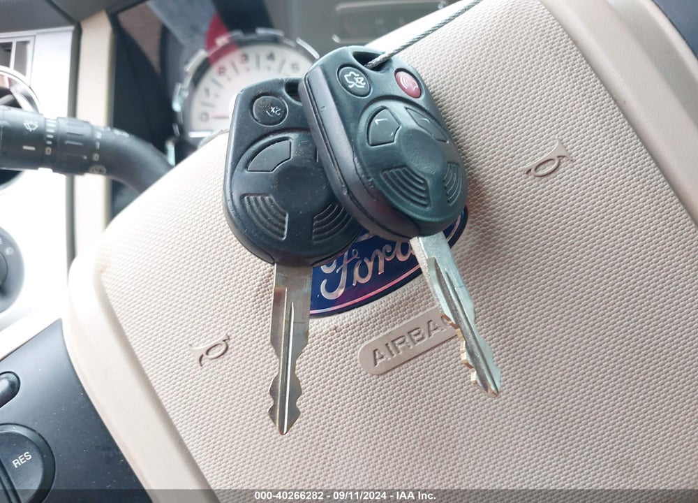 2010 FORD EXPEDITION EDDIE BAUER/KING RANCH VIN: 1FMJU1H5XAEA00974