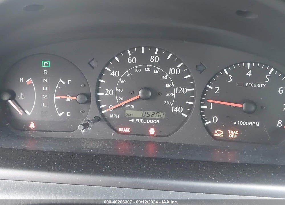2002 TOYOTA CAMRY SOLARA SLE V6 VIN: 2T1CF28P42C571329
