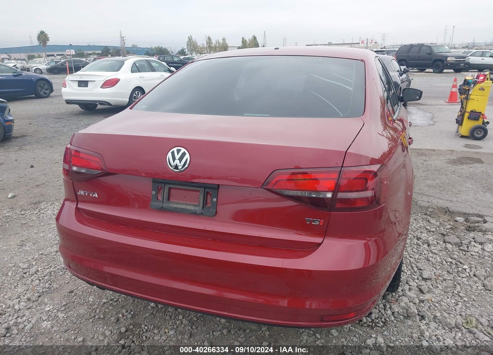 2018 VOLKSWAGEN JETTA 1.4T S VIN: 3VW2B7AJ8JM262086