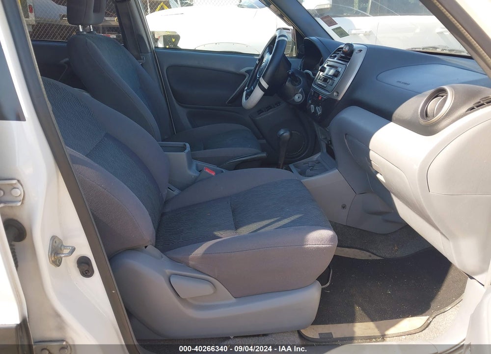 2003 TOYOTA RAV4 VIN: JTEHH20V030203294