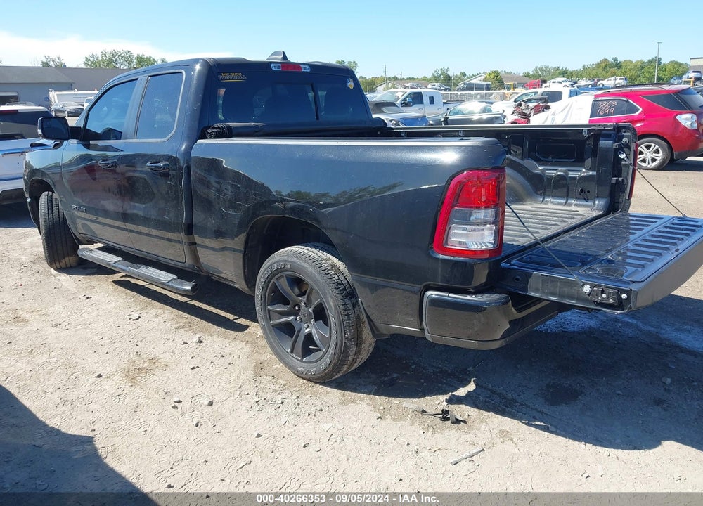 2021 RAM 1500 BIG HORN QUAD CAB 4X4 6'4 BOX VIN: 1C6RRFBG8MN737540
