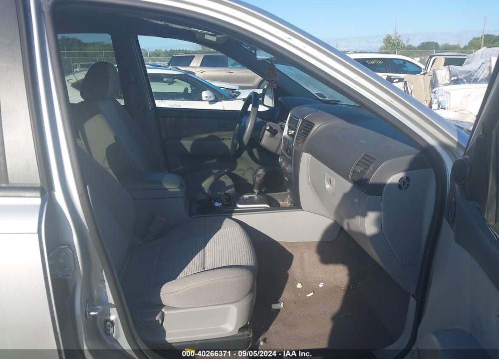 2009 KIA SORENTO LX VIN: KNDJD735995872069