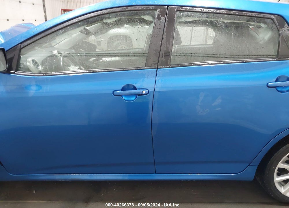 2009 TOYOTA MATRIX S VIN: 2T1LE40E49C003584