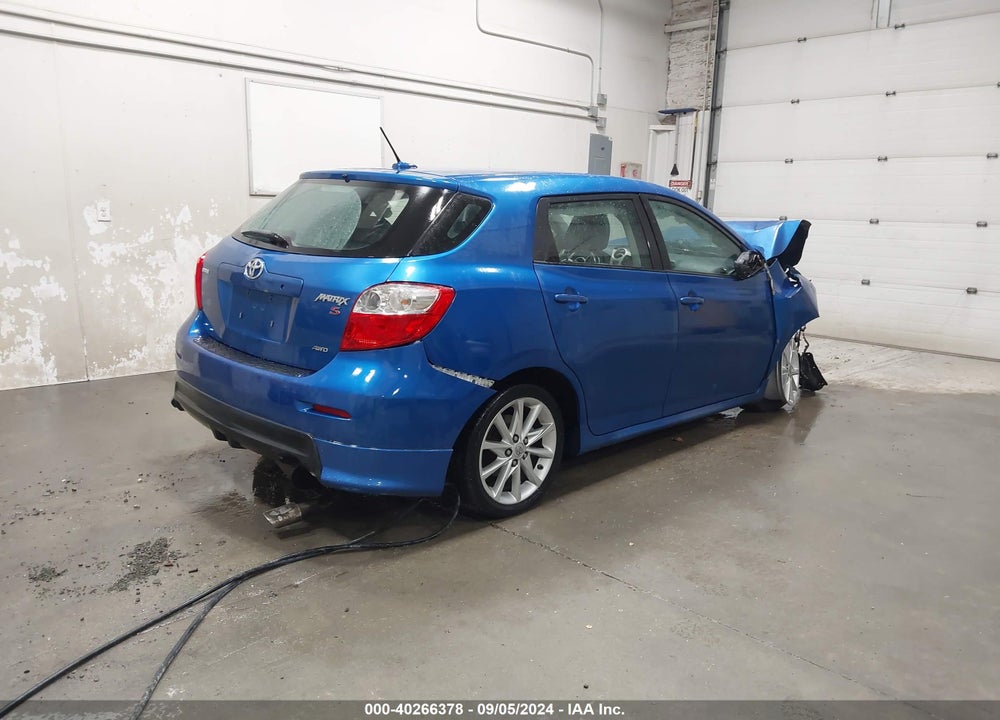 2009 TOYOTA MATRIX S VIN: 2T1LE40E49C003584
