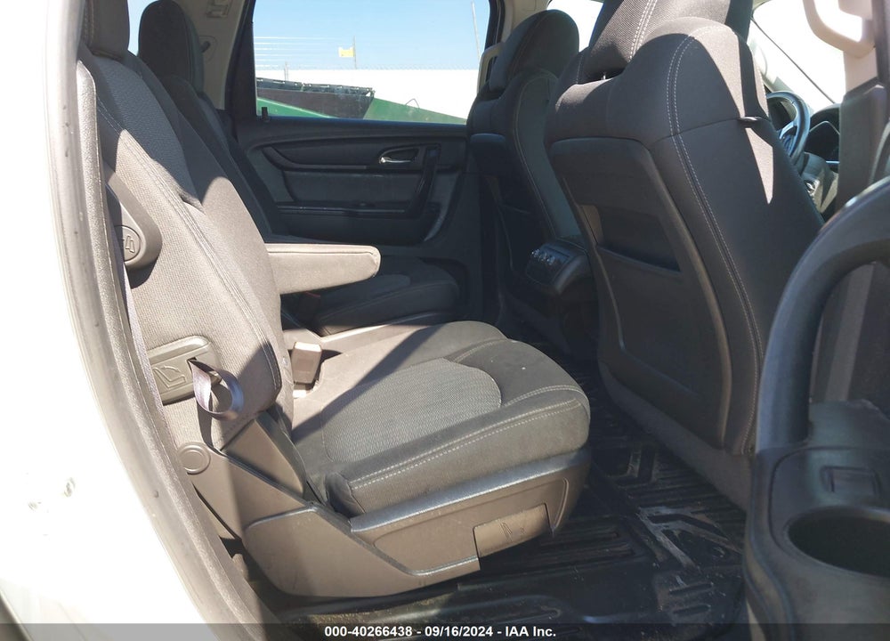 2015 CHEVROLET TRAVERSE 1LT VIN: 1GNKVGKD4FJ256879