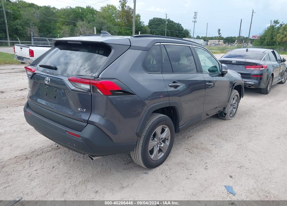 2024 TOYOTA RAV4 XLE VIN: 2T3W1RFV6RC282444