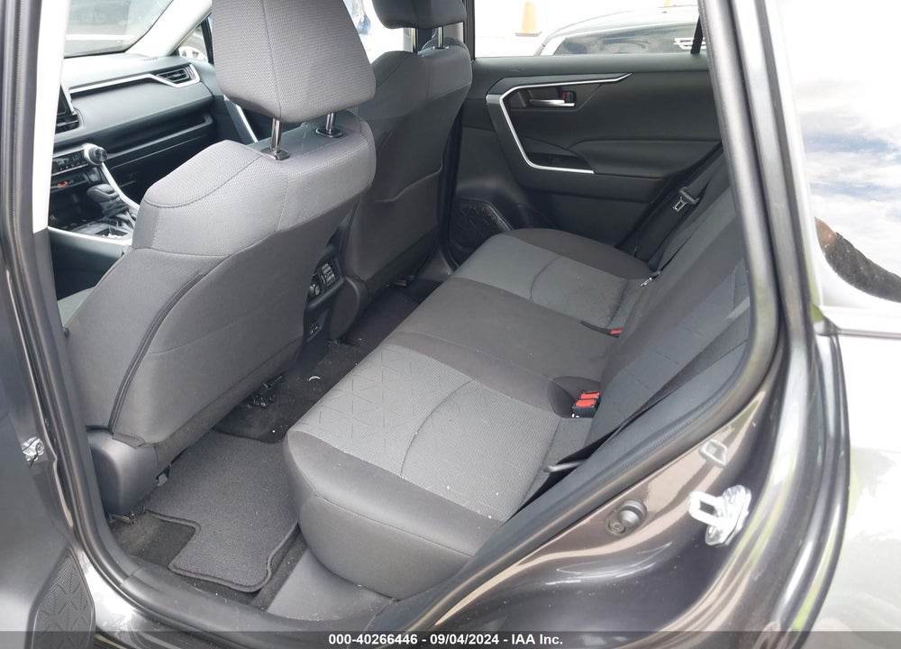 2024 TOYOTA RAV4 XLE VIN: 2T3W1RFV6RC282444