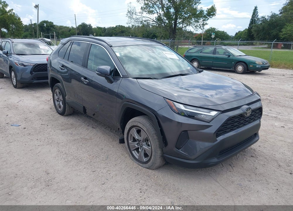 2024 TOYOTA RAV4 XLE VIN: 2T3W1RFV6RC282444