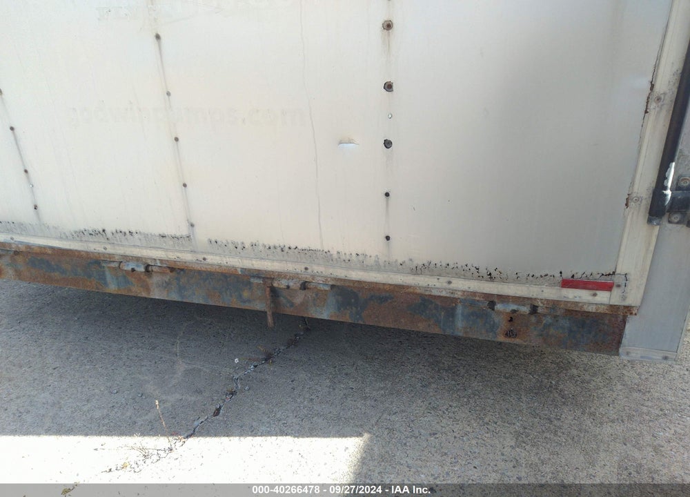 2011 STEALTH CARGO FUSION VIN: 52LBE1624BE008143