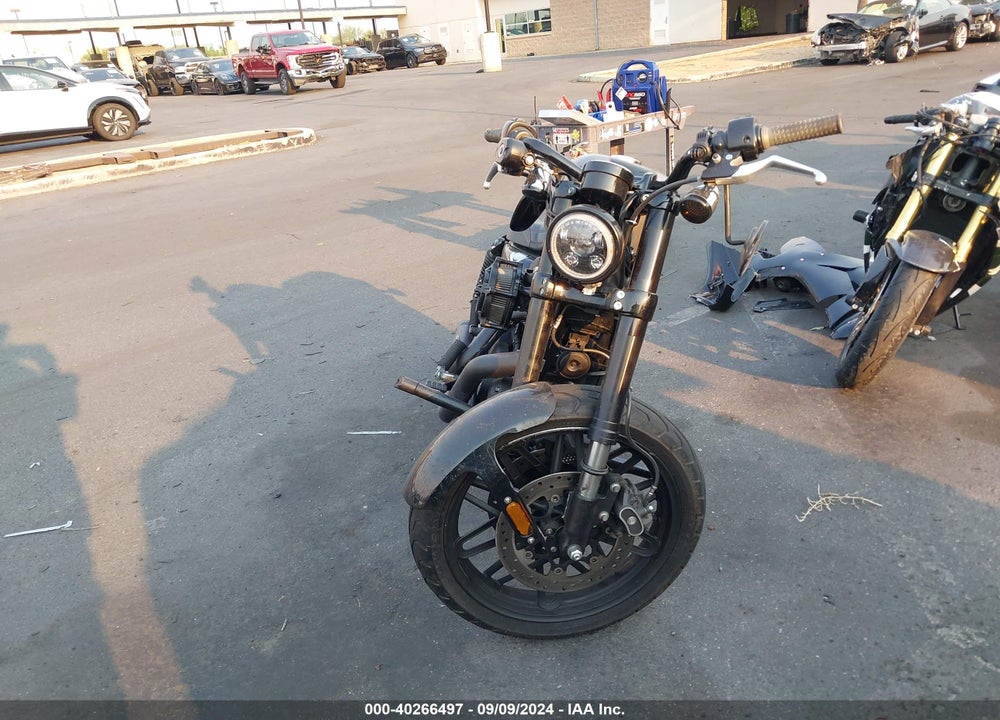 2016 HARLEY-DAVIDSON XL1200 CX VIN: 1HD1LM364GC444797