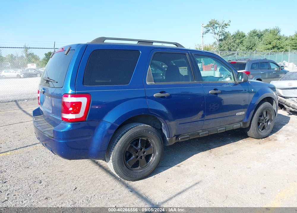 2008 FORD ESCAPE XLT VIN: 1FMCU03128KD42051
